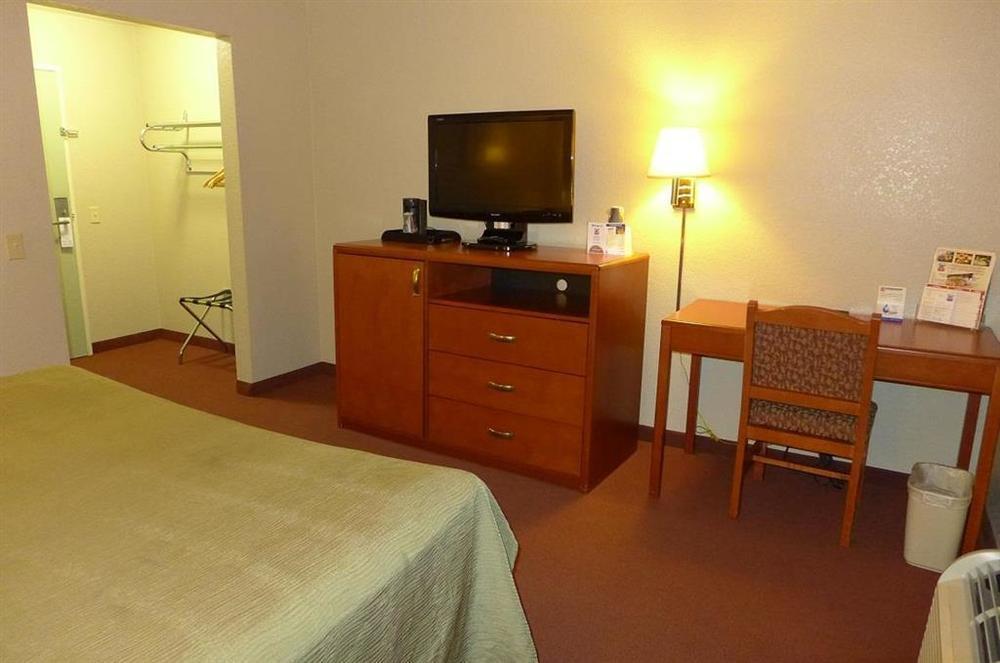 Good Nite Inn Fremont Pokoj fotografie