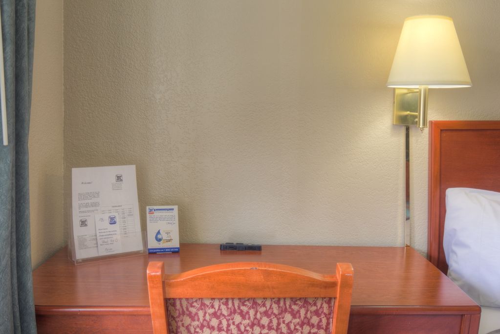 Good Nite Inn Fremont Pokoj fotografie